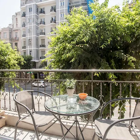 Apartment Closer 